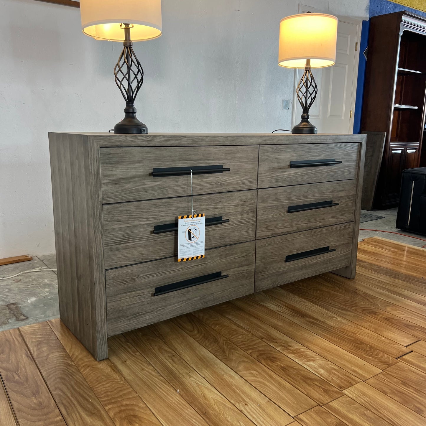 NEW Universal Furniture “Dwell” 6-Drawer Dresser