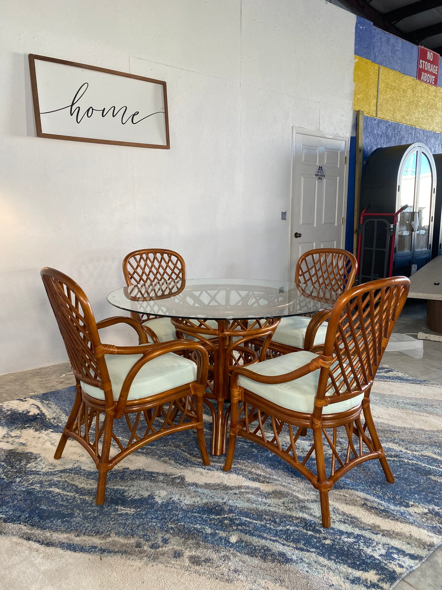 NEW  South Sea Antigua Dining Rattan 5-Piece set