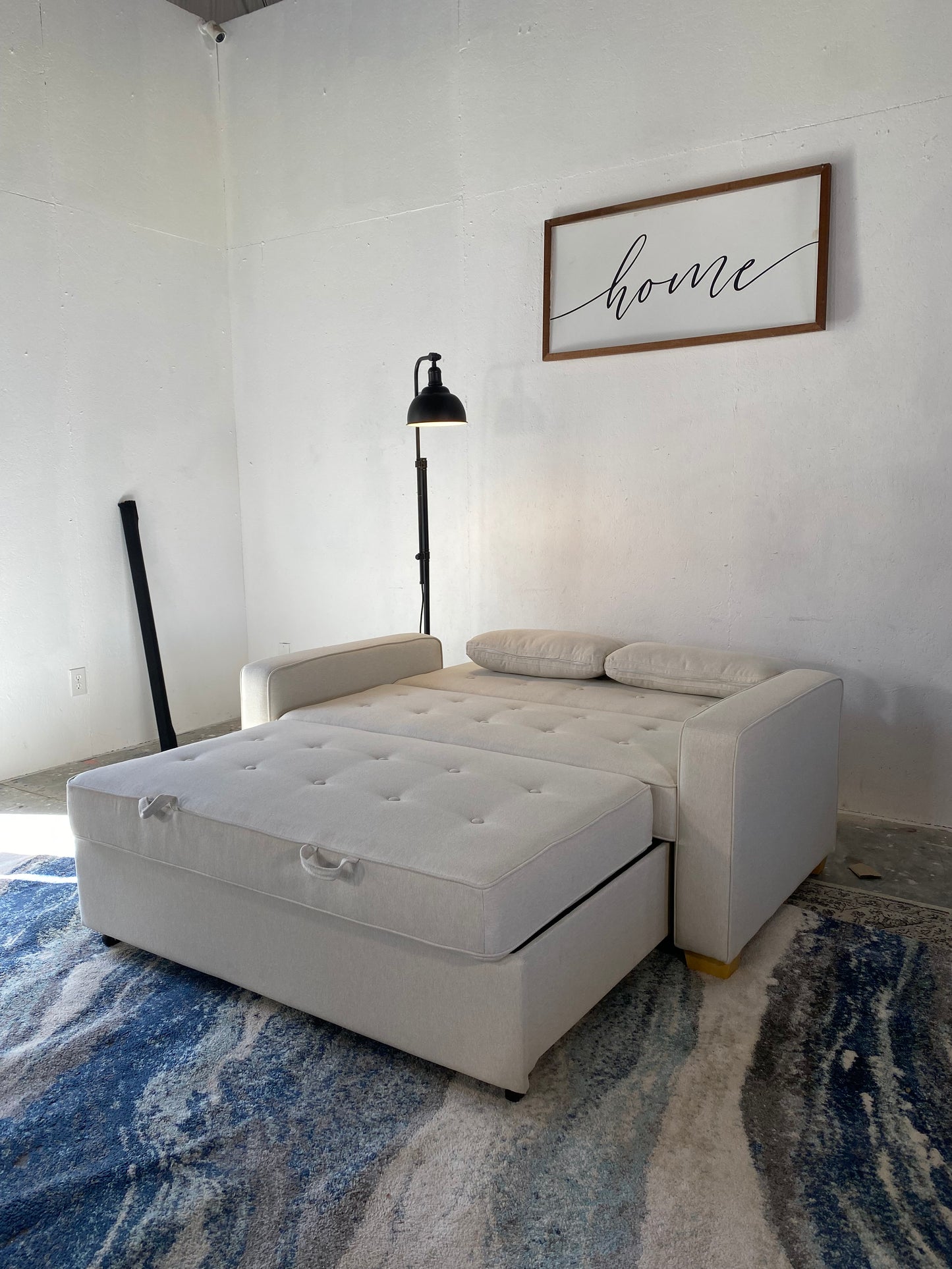 NEW SERTA White Sleeper Loveseat