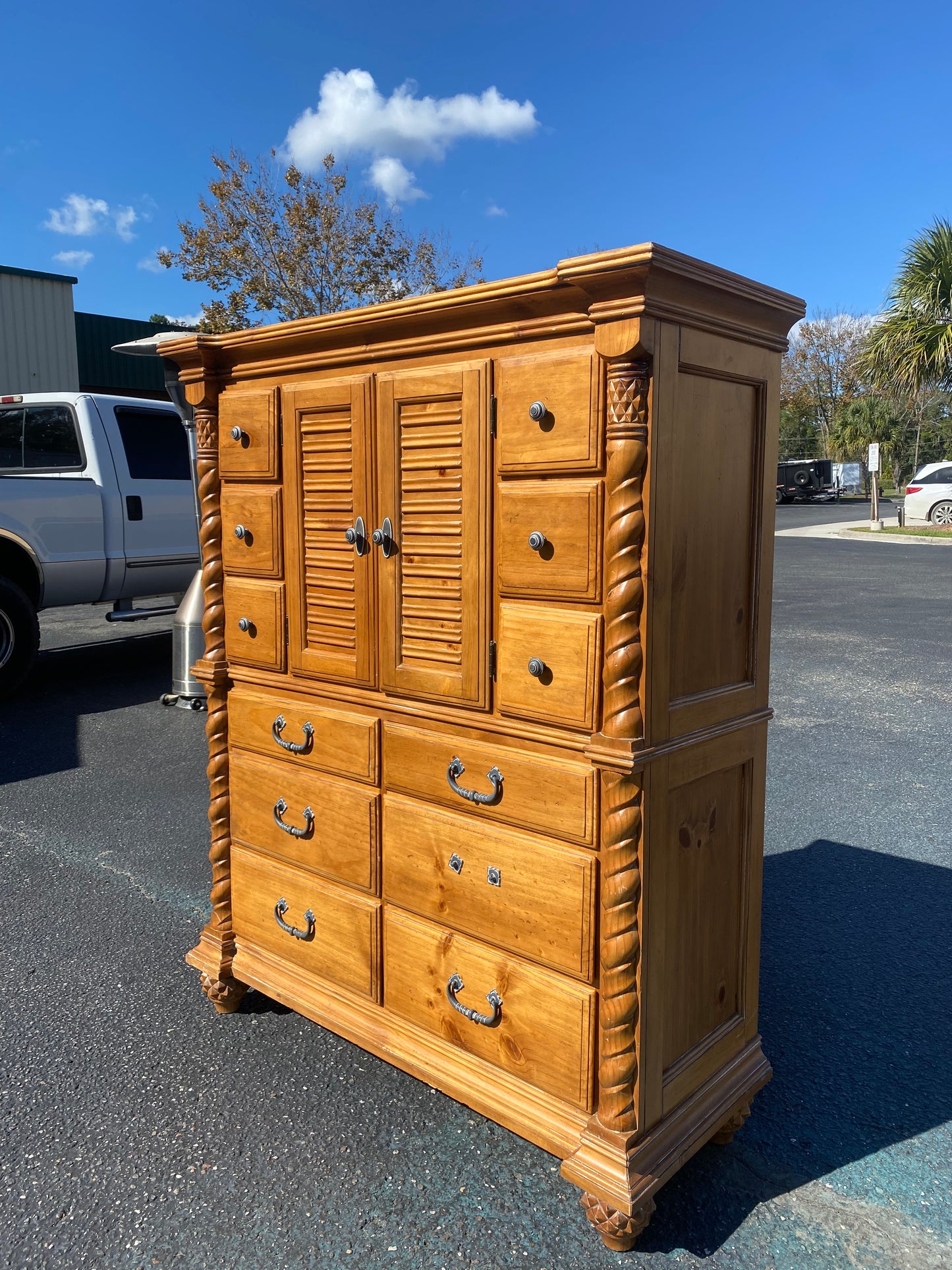 Large Wood 12 Drawer Dresser