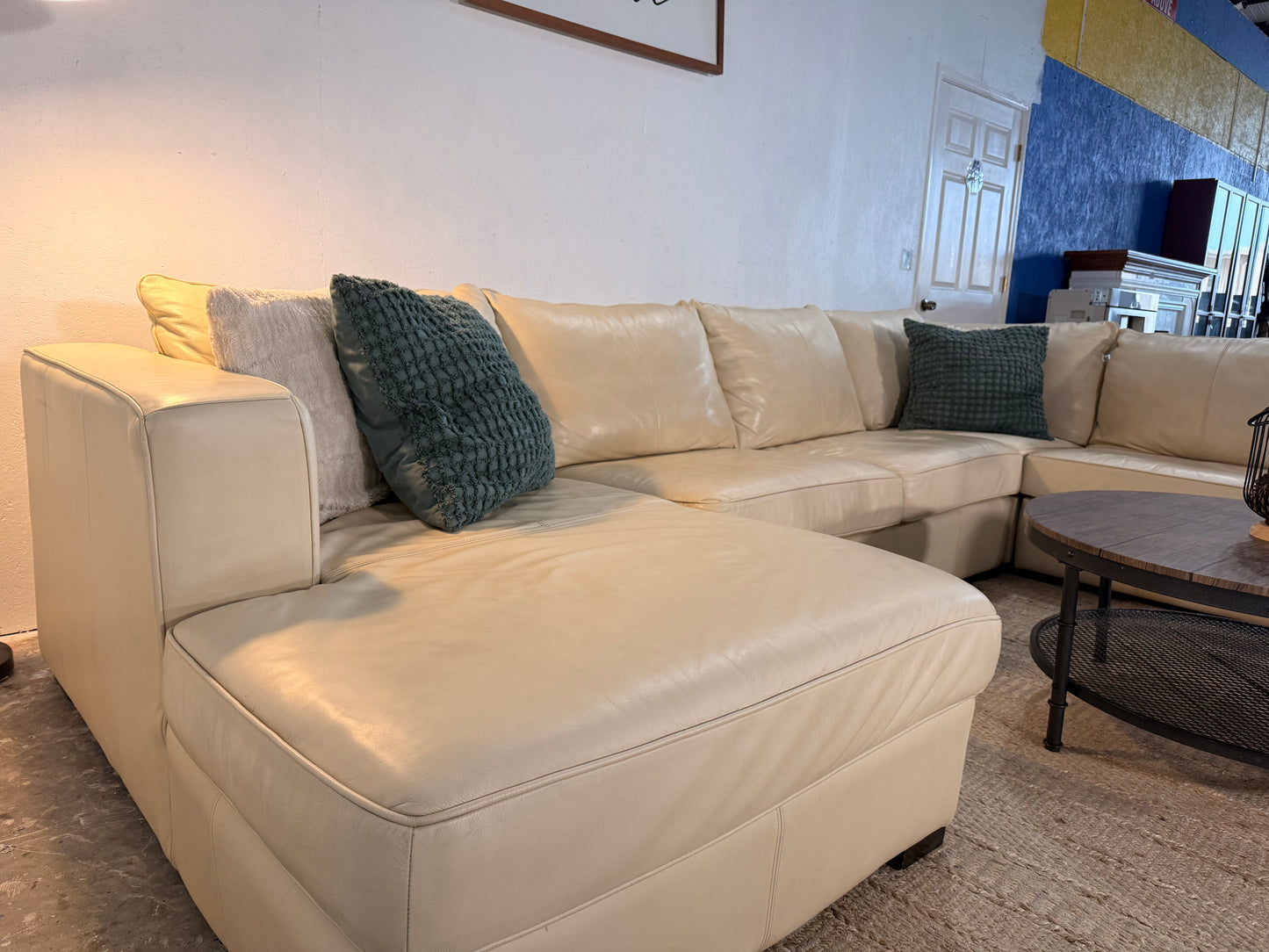 4-Piece Leather Reclining Sectional (Electric)