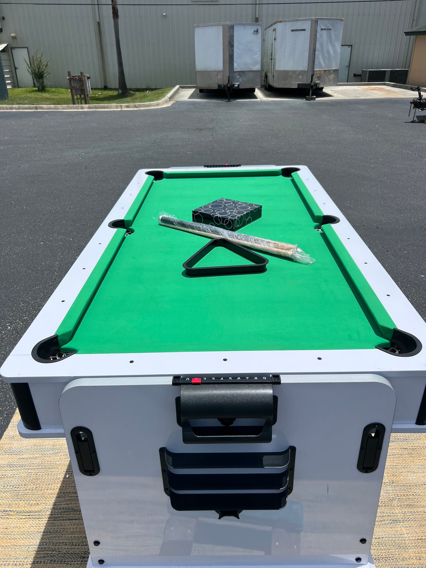 NEW 4-in-1 Game Table