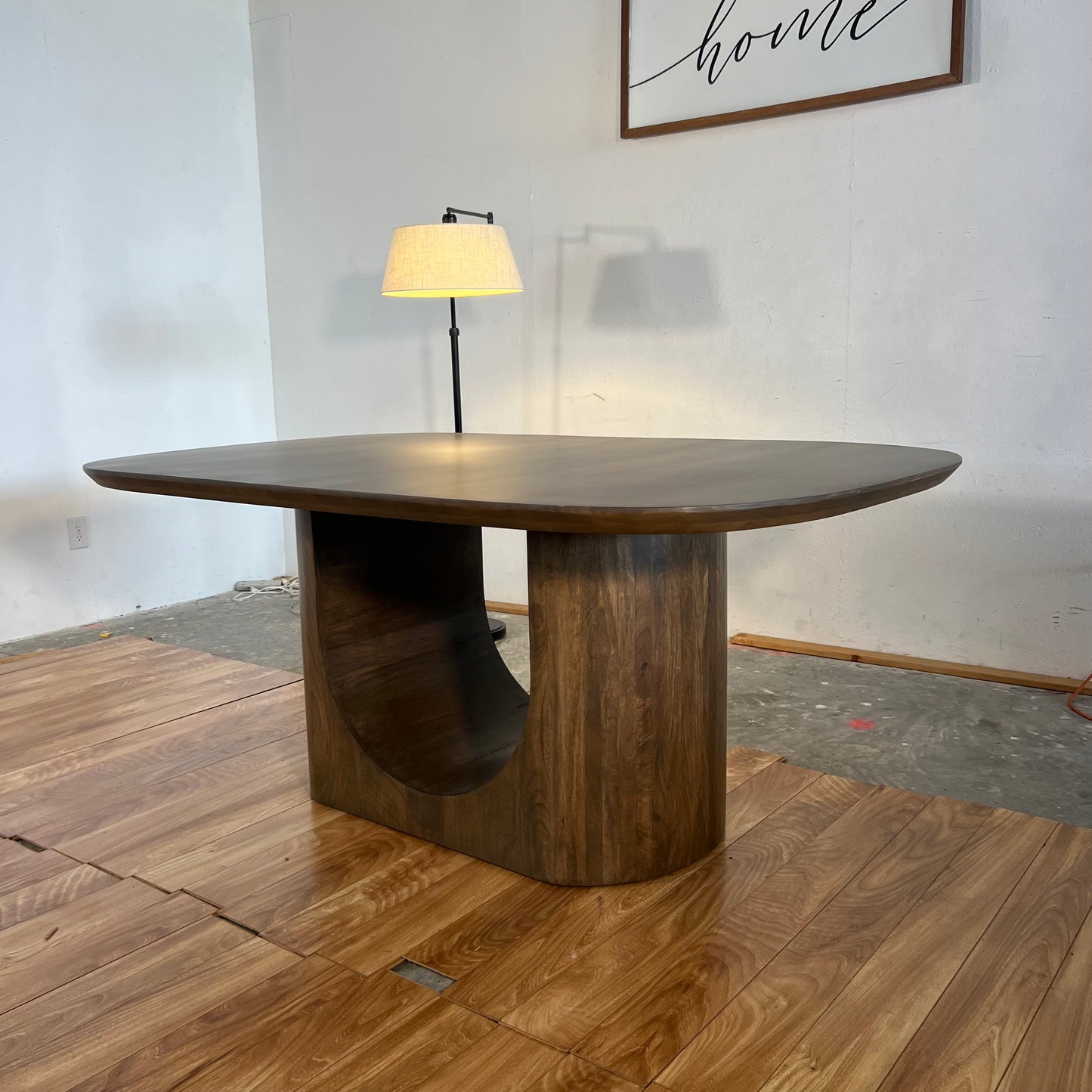 70” Luna Pedestal Dining Table
