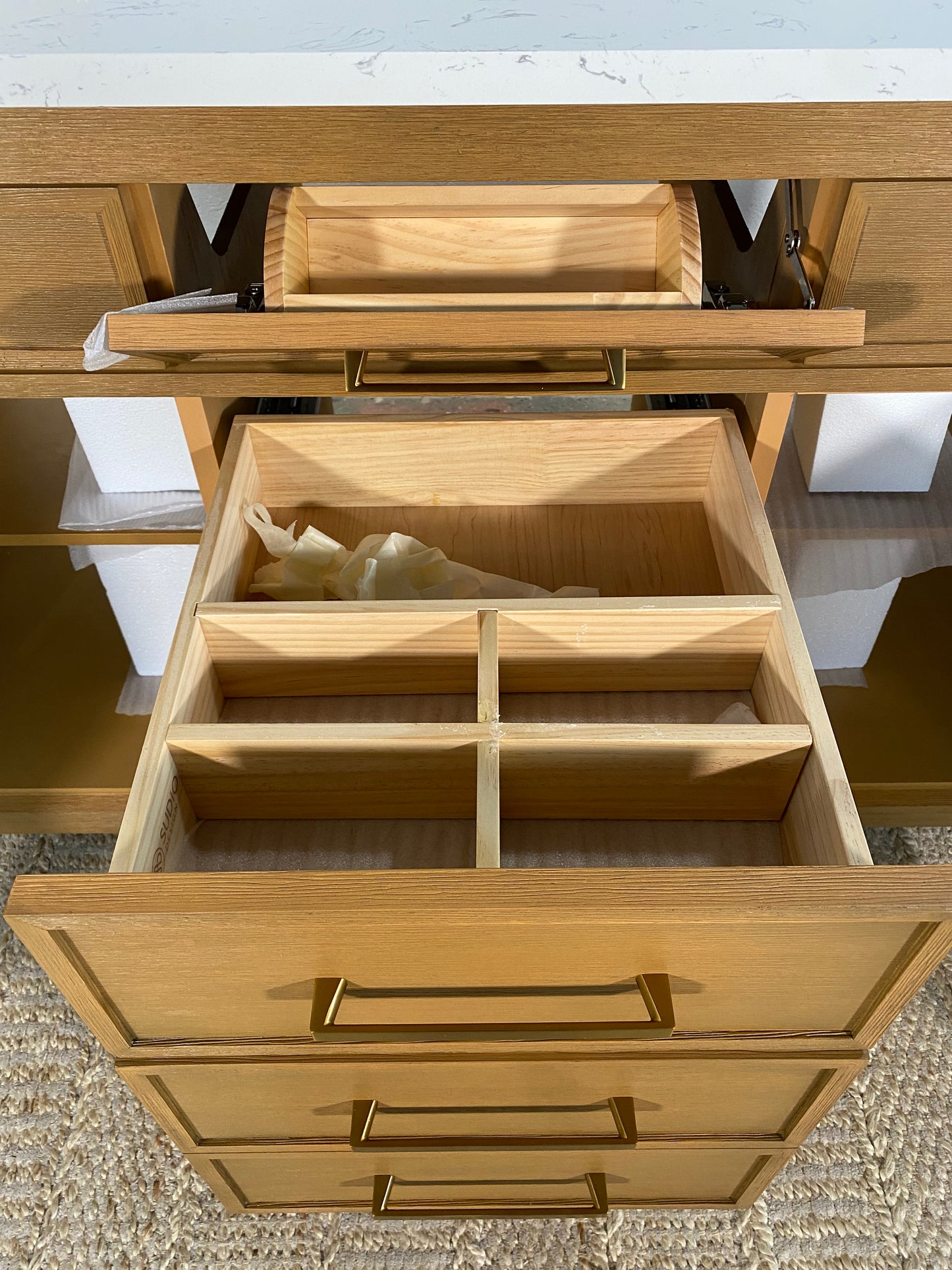 NEW SUDIO 54" Logan Vanity