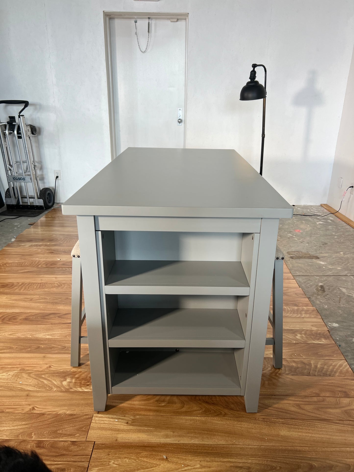 NEW 5-Piece Grey Counter Height Table and Stools