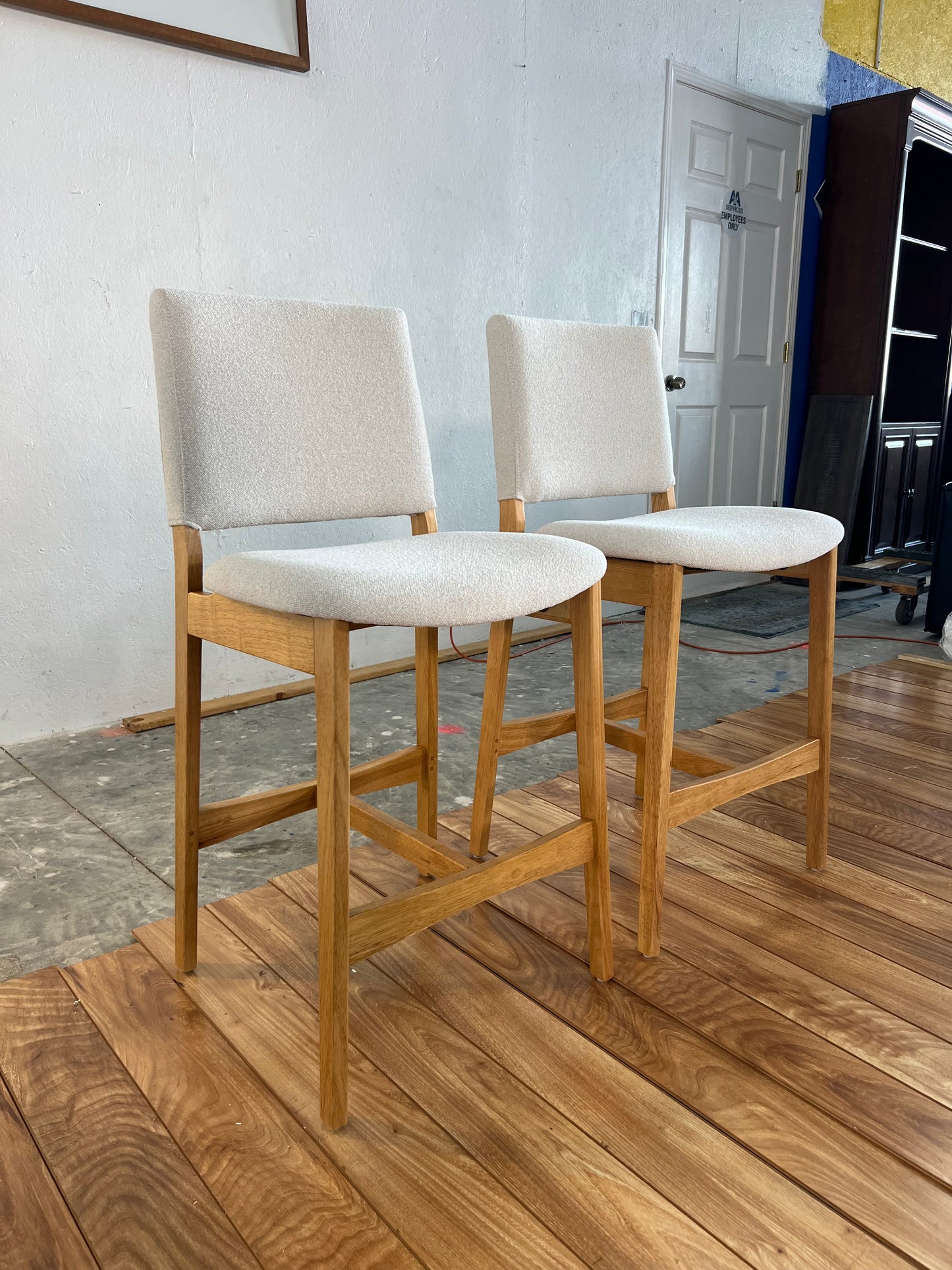 NEW Article Nosh Counter Height Bar Stool Set