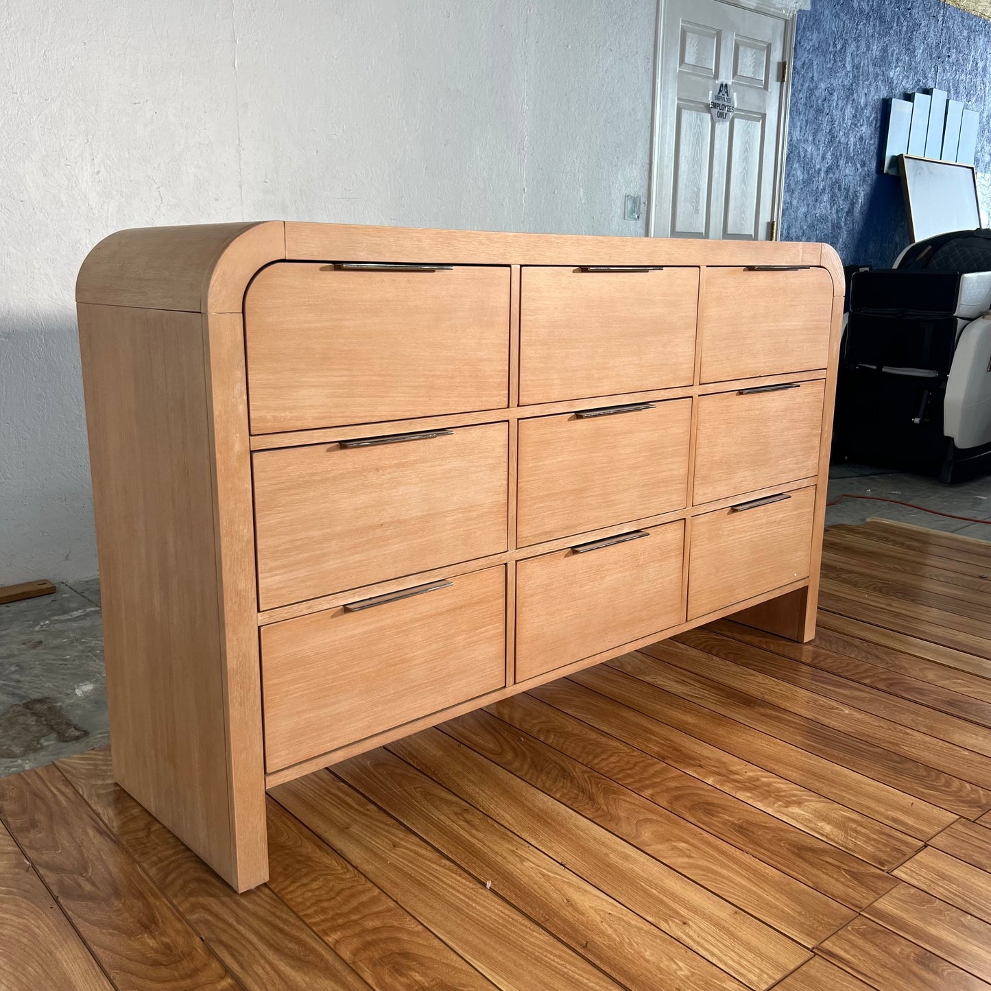 NEW Rounded Natural 9-Drawer Dresser