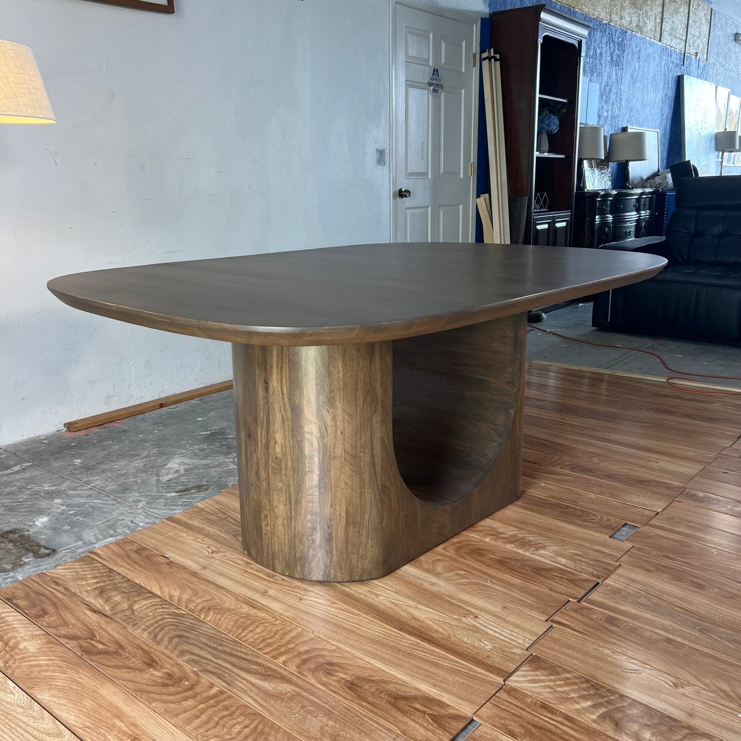 70” Luna Pedestal Dining Table