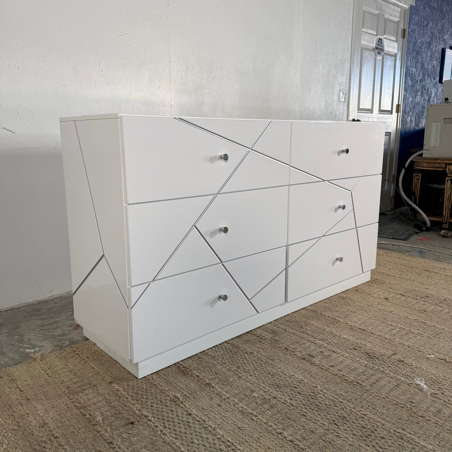NEW White Wragby 6-Drawer Dresser