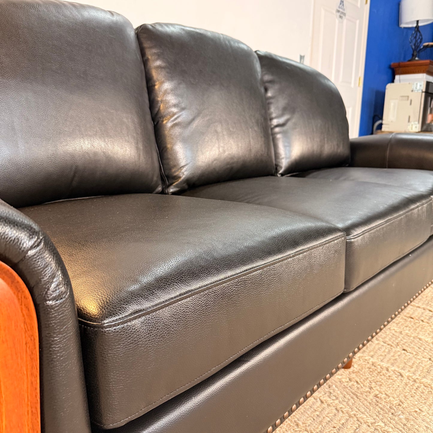NEW Genuine Black Leather Sofa