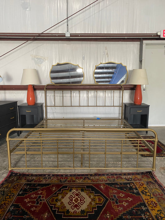 4-Piece King Bedroom Set