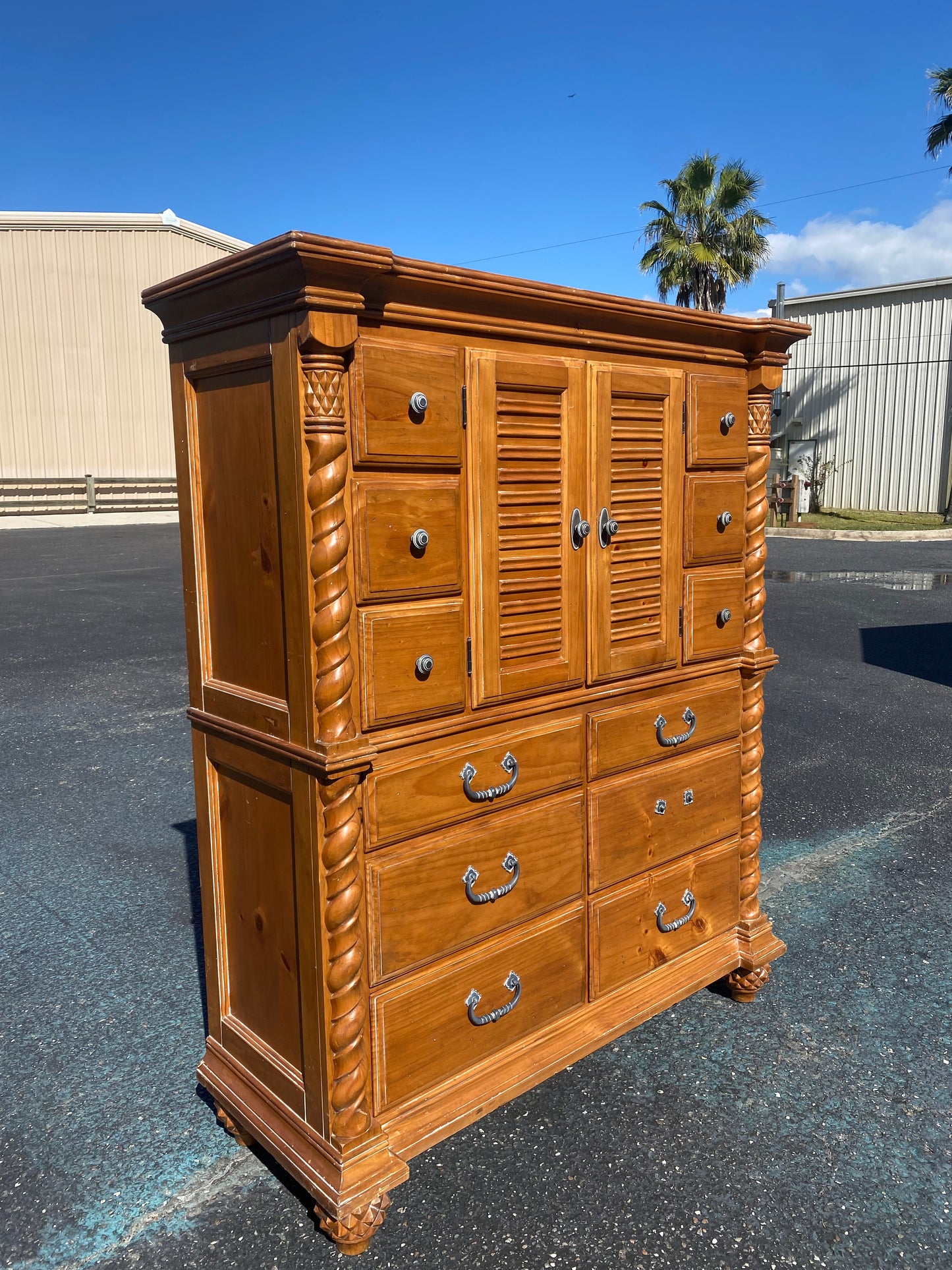 Large Wood 12 Drawer Dresser