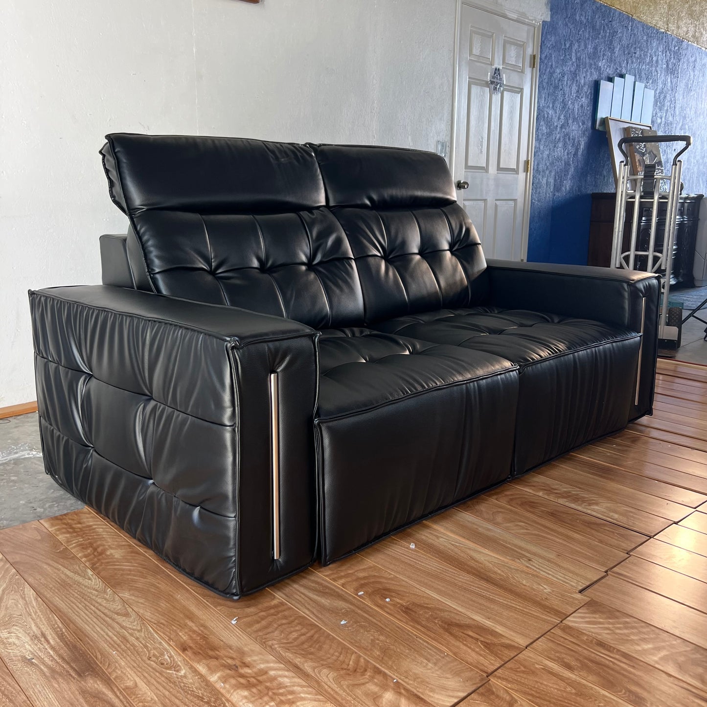 NEW Black Leather Electric Sleeper Sofa