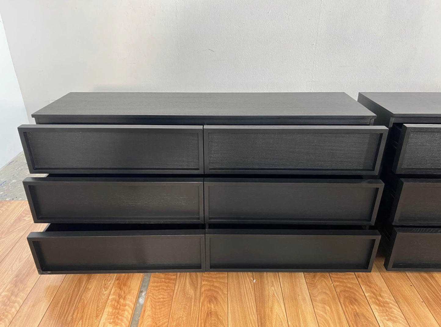 NEW Safaveih Zeus Black 6-Drawer Dresser